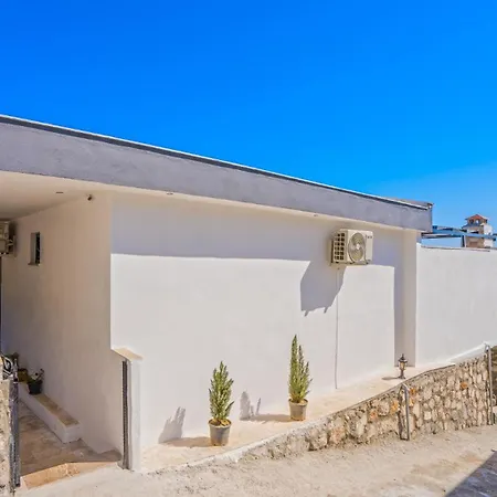 Elfu * Kaş